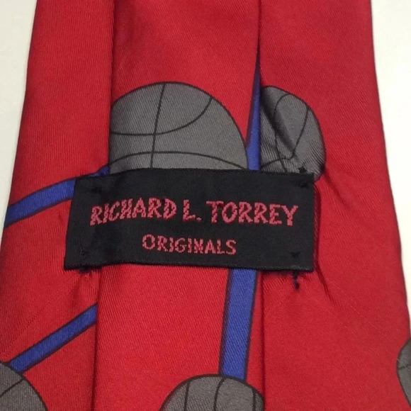 Richard Torrey Bench Warmers Basketball Theme Tie - Picture 6 of 9